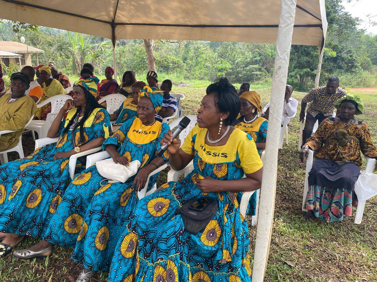 Les femmes de Hikoadjom
